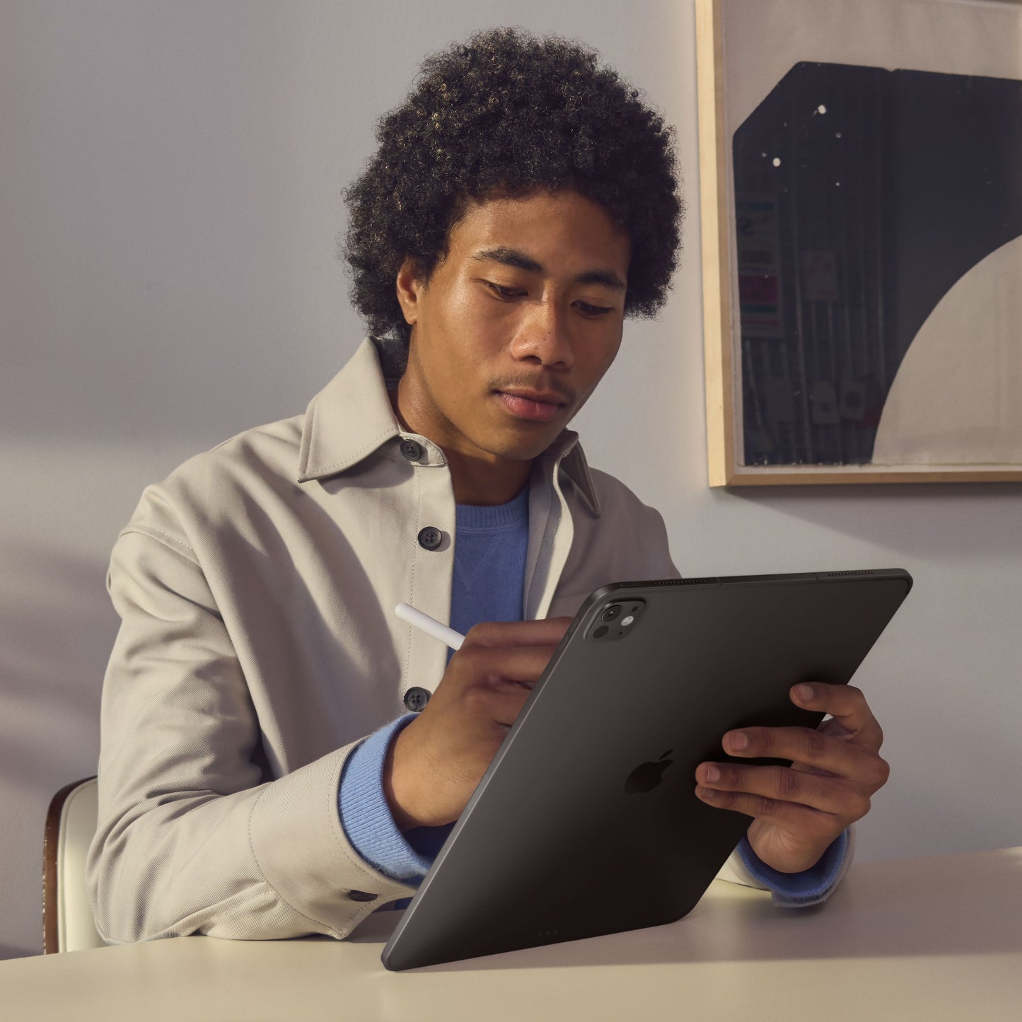 13-inčni iPad Pro Wi-Fi + Cellular 512GB sa standardnim staklom - Space Black (M4) - iSTYLE RS