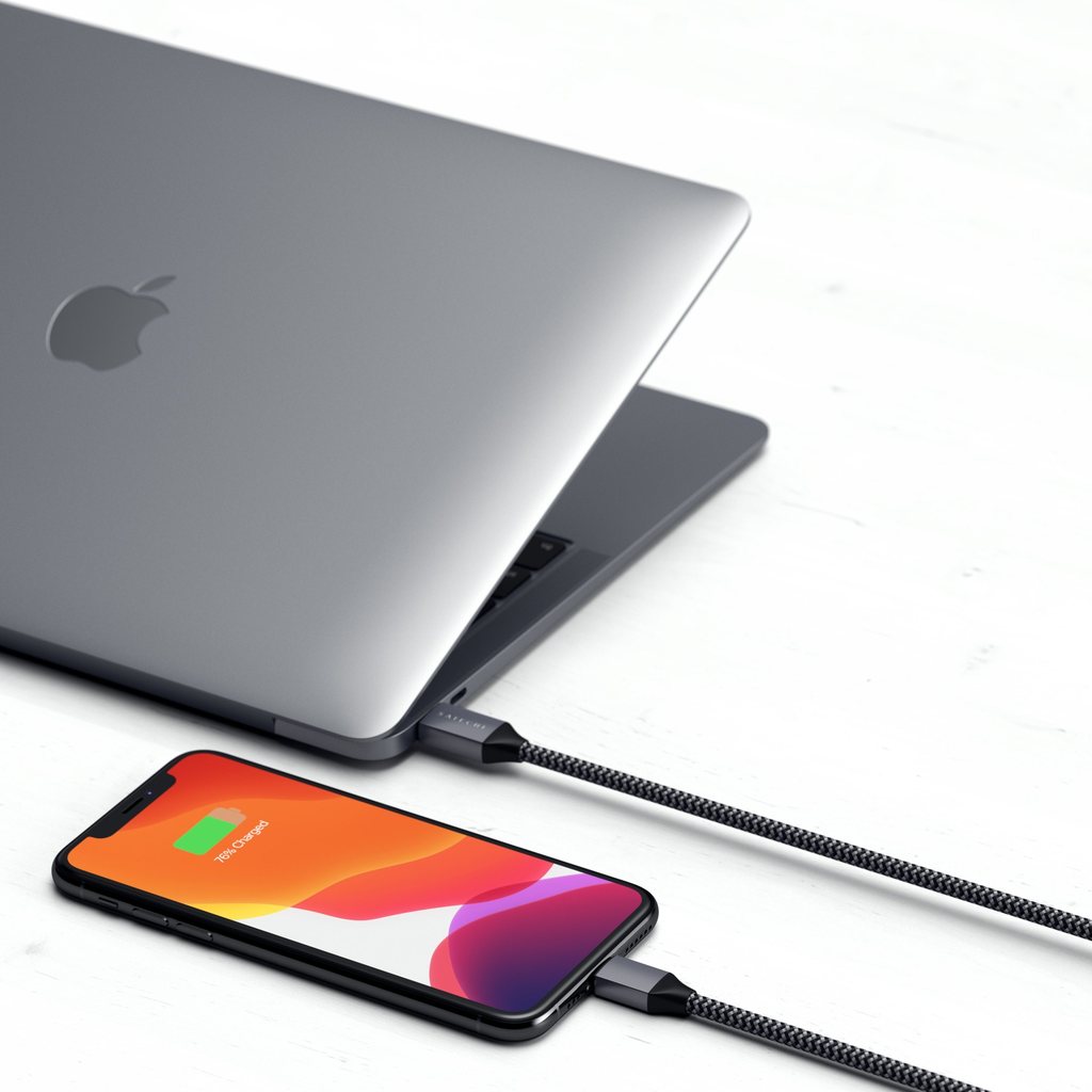SATECHI USB-C TO LIGHTNING CABLE - 1,8M - iSTYLE RS