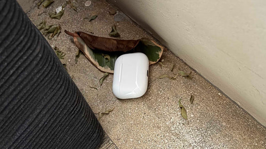 Pronalaženje izgubljenih AirPods slušalica ili kućišta za punjenje pomoću aplikacije Find My