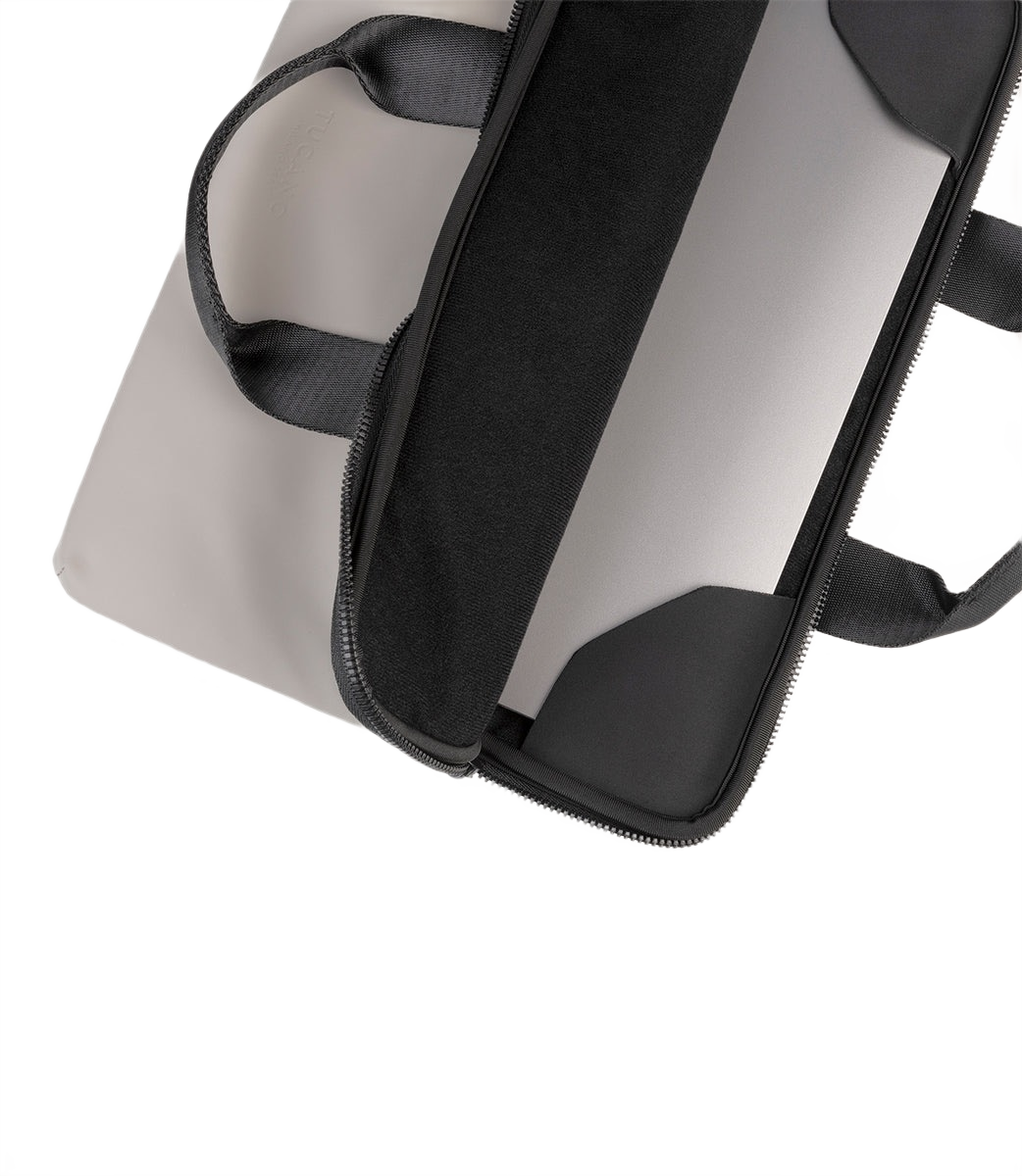 Tucano Gommo Super Slim 15.6 - Siva