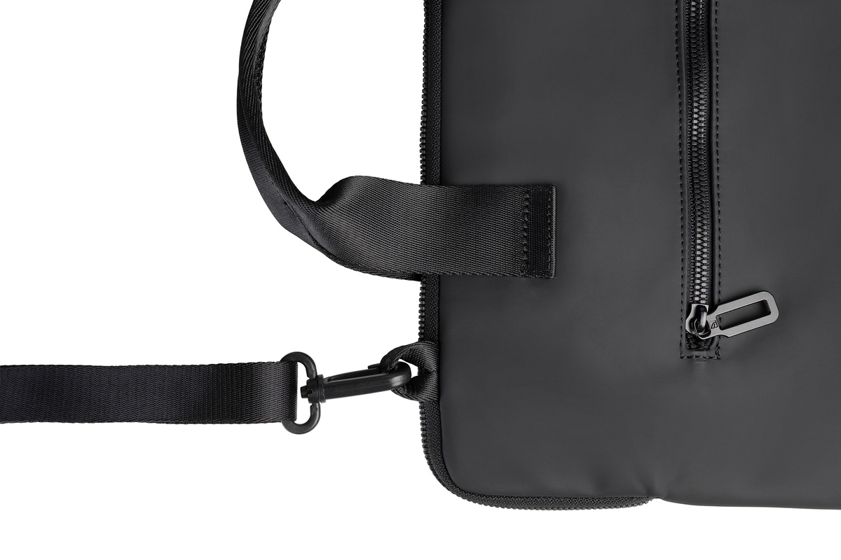Tucano Gommo Super Slim 15.6 - Crna