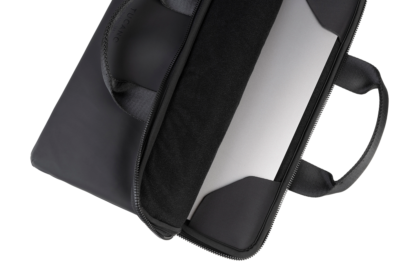 Tucano Gommo Super Slim 15.6 - Crna