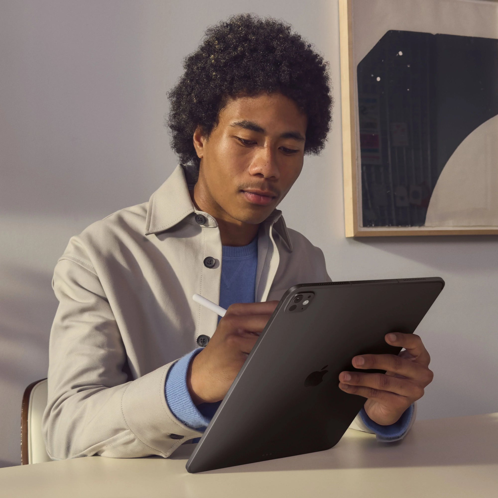 13-inčni iPad Pro Wi-Fi 2TB sa nanoteksturisanim staklom - Space Black (M4) - iSTYLE RS