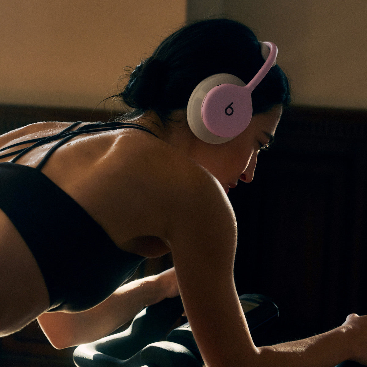 Beats 360 Over-Ear Headphones - Pink with Pink Performance Knit Cushions