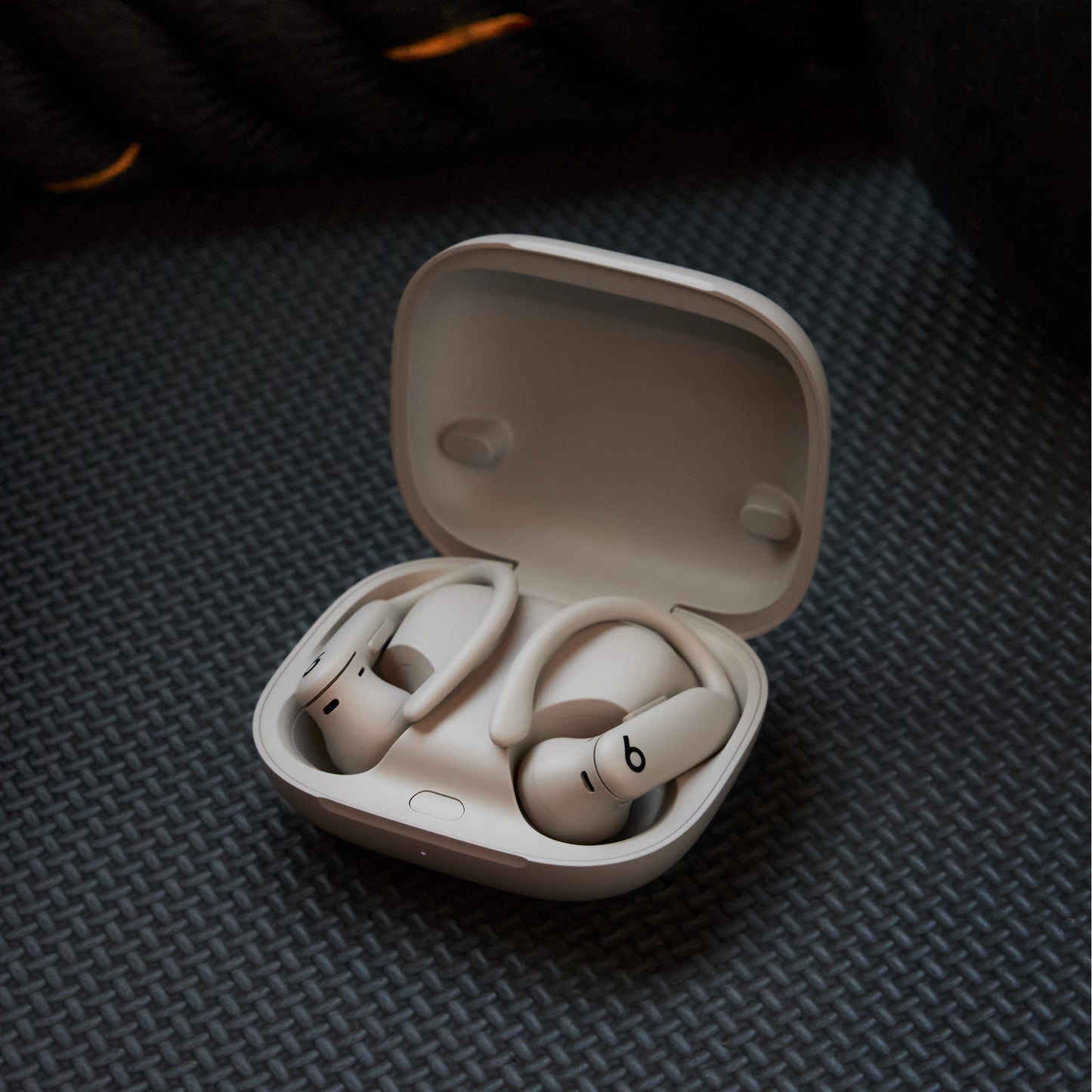 Beats Powerbeats Pro 2 - High-Performance Earbuds - Quick Sand