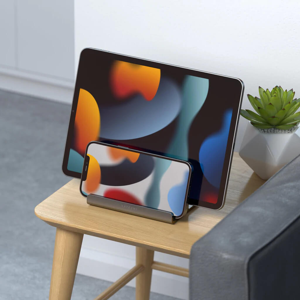 SATECHI DUAL VERTICAL LAPTOP STAND - iSTYLE RS