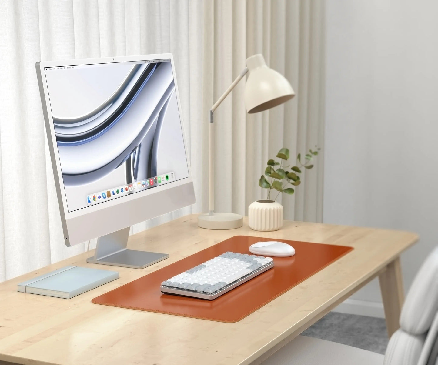 Satechi Vegan-Leather Premium Desk Mat - Brown - iSTYLE RS