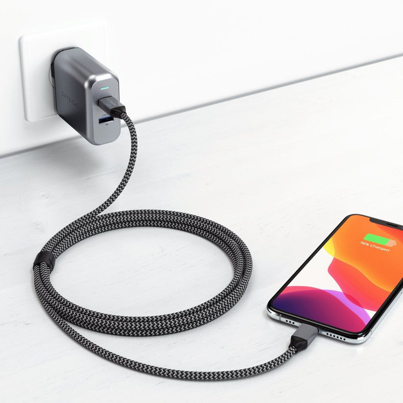 SATECHI USB-C TO LIGHTNING CABLE - 1,8M - iSTYLE RS